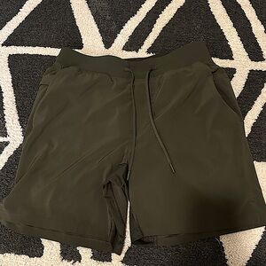 Men’s Medium lululemon THE or T.H.E. Shorts 7in in Dark Green no liner